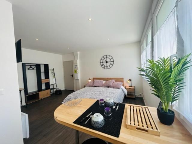 Studio Lumineux 25M² Hyper-Centre لوريا المظهر الخارجي الصورة