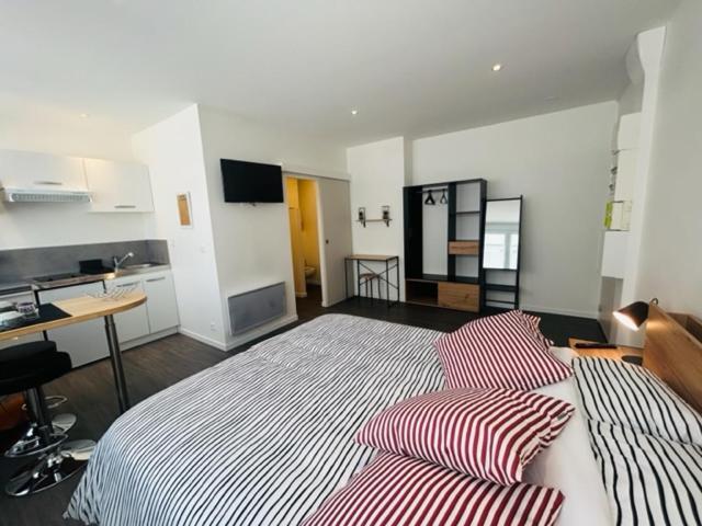 Studio Lumineux 25M² Hyper-Centre لوريا المظهر الخارجي الصورة